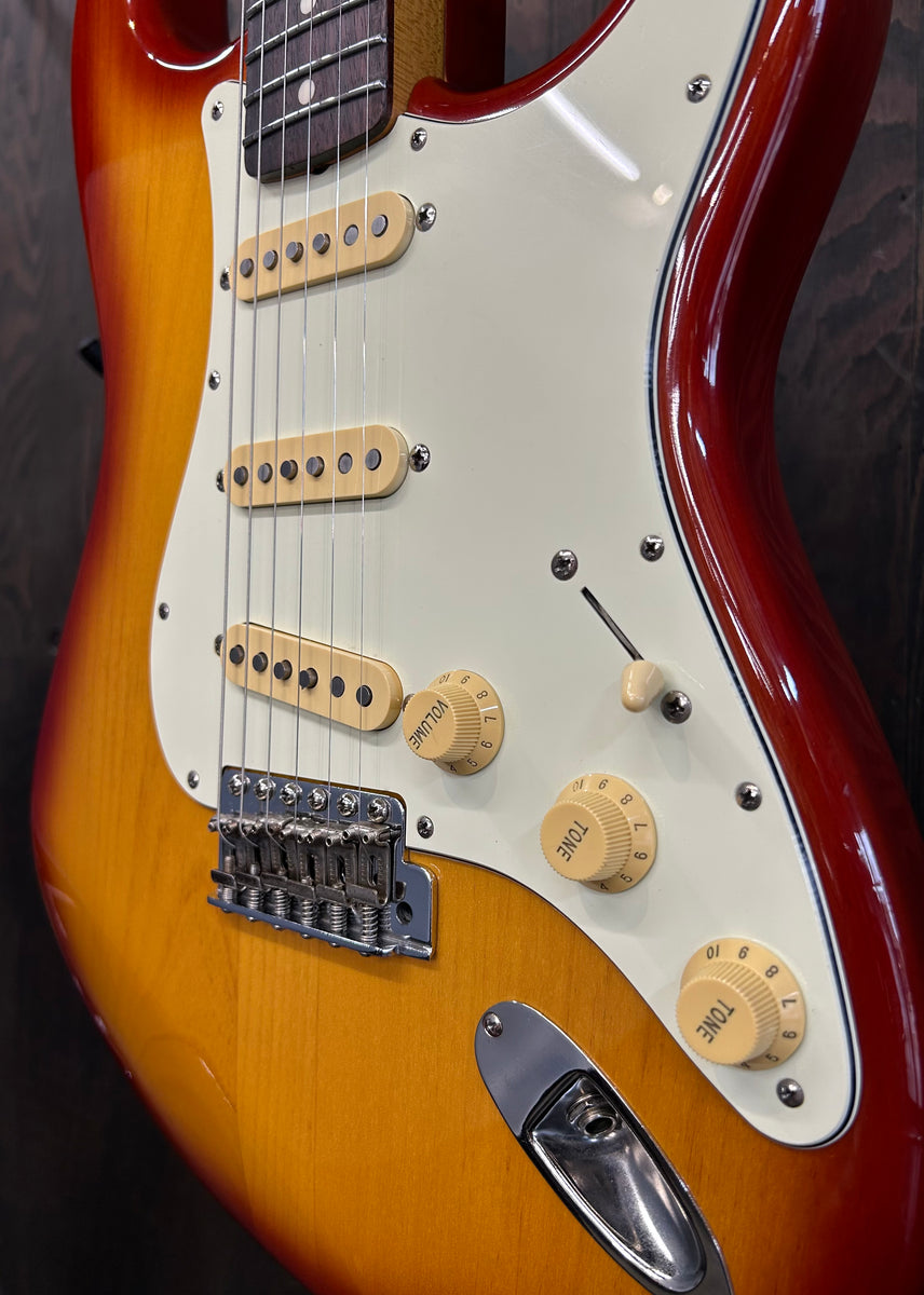 中古] リフレット済み Fender Japan ST62 TX #Q090307 メンテナンス