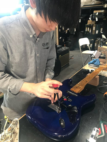 ギターの塗装は大きく分けて４つの層に分かれている！！