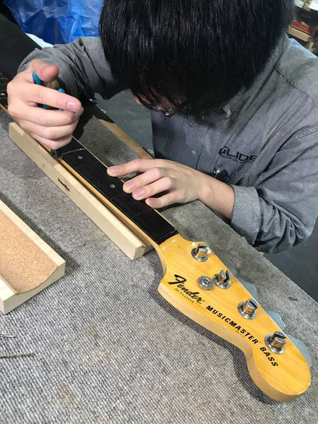 Fender Musicmaster Bass リフレット