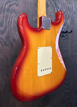 画像をギャラリービューアに読み込む, [中古] リフレット済み Fender Japan ST62 TX #Q090307 メンテナンスパック付き
